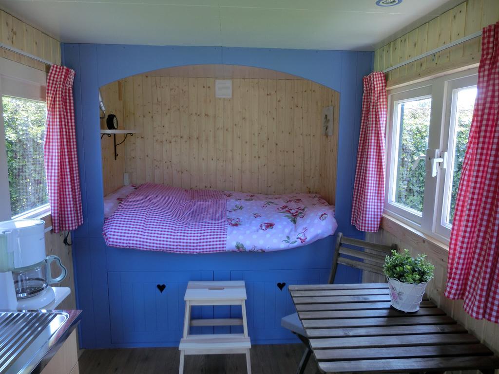 Pipowagen Camping Puur Genieten Bed & Breakfast Someren Oda fotoğraf
