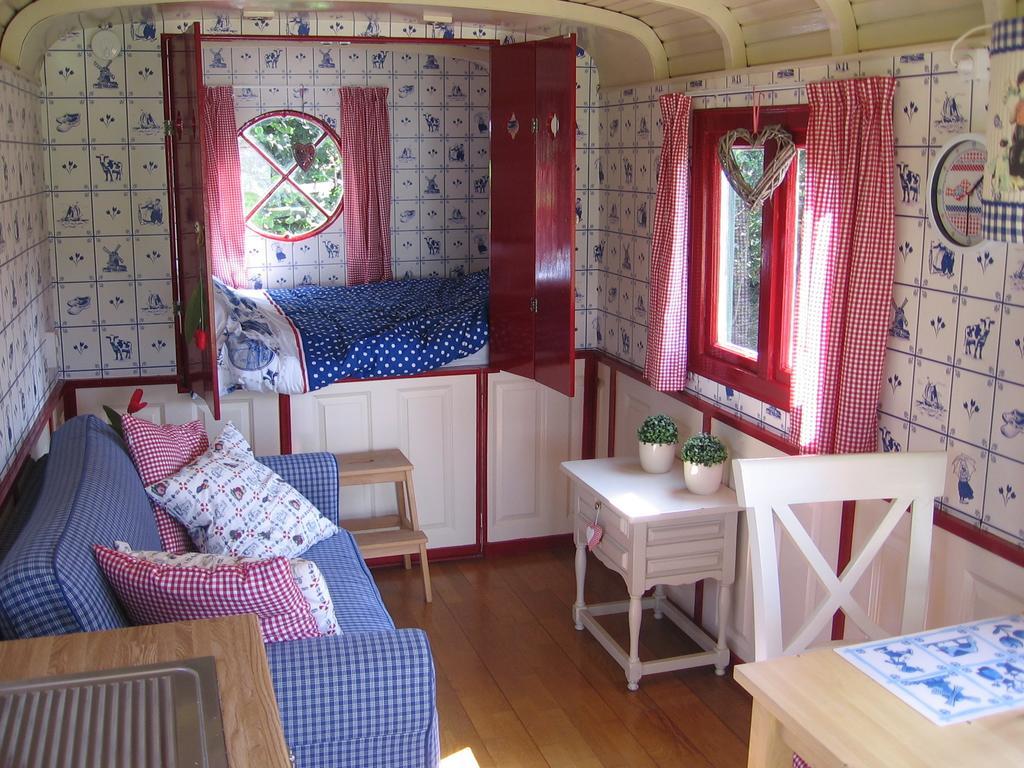 Pipowagen Camping Puur Genieten Bed & Breakfast Someren Oda fotoğraf