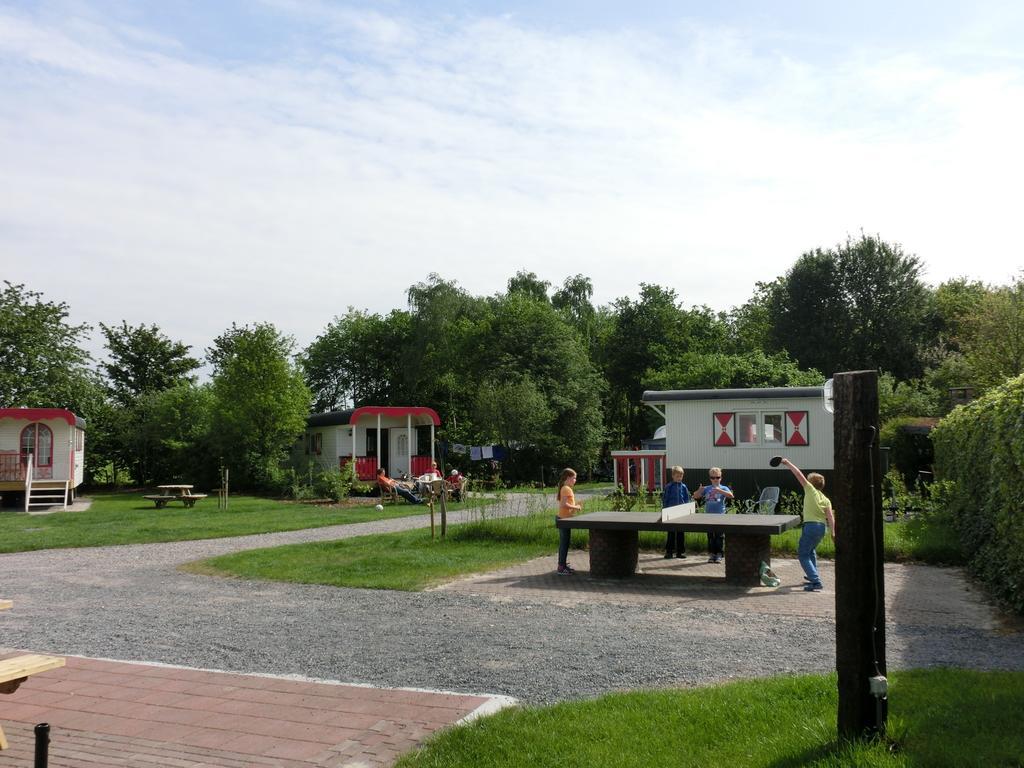 Pipowagen Camping Puur Genieten Bed & Breakfast Someren Dış mekan fotoğraf