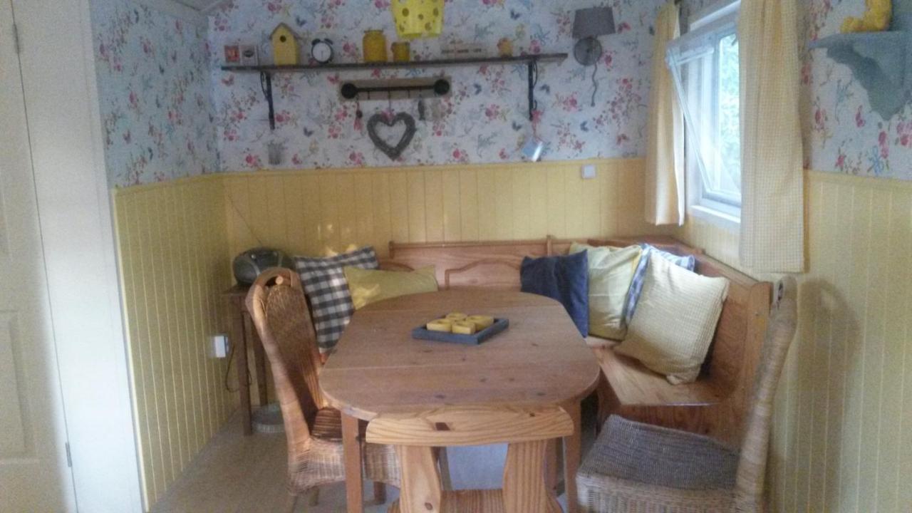 Pipowagen Camping Puur Genieten Bed & Breakfast Someren Dış mekan fotoğraf
